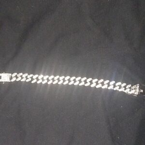 Elegant Sparkly Firago Cut Bracelet